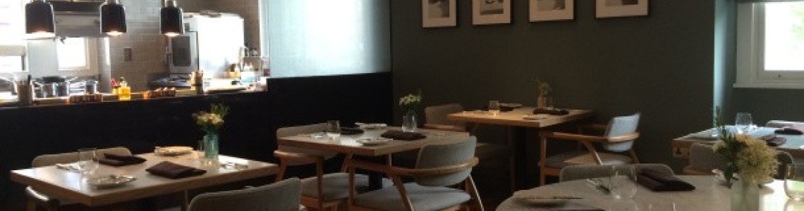 Choosing Dining Chairs for Your Restaurant Choosing Dining Chairs for Your Restaurant