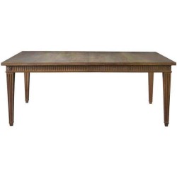 Стол на Четырех Ножках в Деревенском Стиле с Патиной