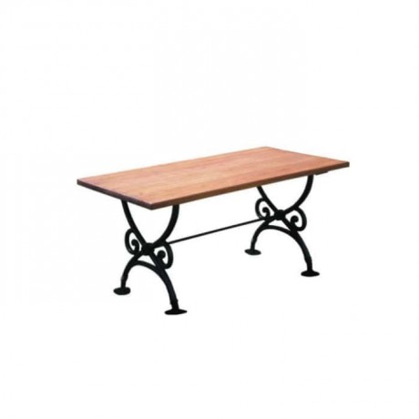 Прямоугольный стол с деревянной ножкой