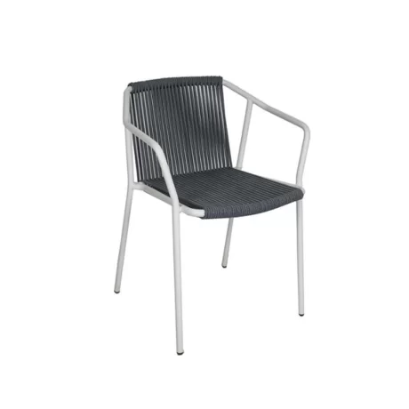 Beige geflochtener Stuhl mtd8201