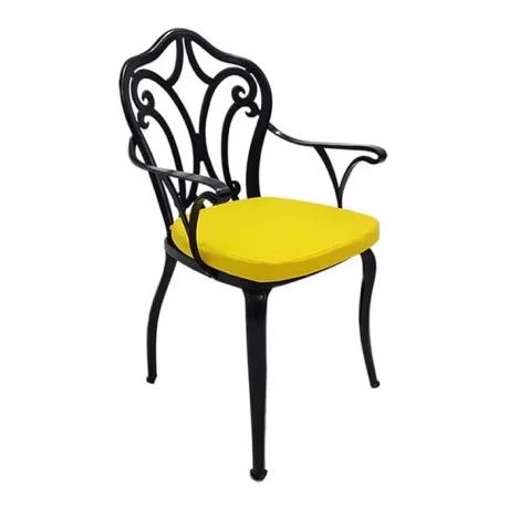Chaise en métal de fer forgé d'hôtel de café de restaurant avec le coussin jaune peint avec le modèle classique arrière