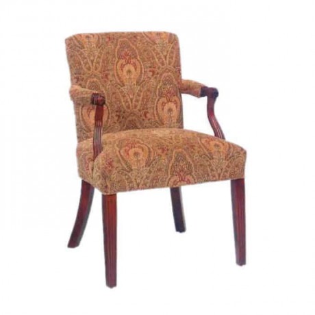 Classic Chair with Arm