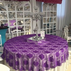 Metrazhe me tavolina të banketeve me jargavan Metrazhe me tavolina të banketeve me jargavan