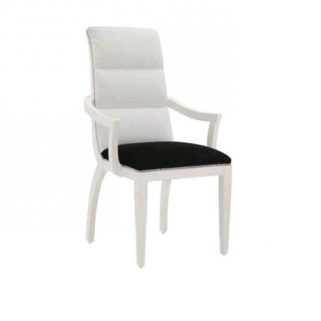 Beyaz Siyah Deri Döşemeli Yarım Kollu Sandalye