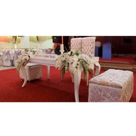 Wedding Hall Lukens Table Set