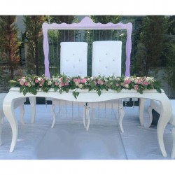 Classic Bride Groom Chairs Avant-garde Wooden Wedding Table Chair Set