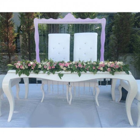 Classic Bride Groom Chairs Avant-garde Wooden Wedding Table Chair Set Classic Bride Groom Chairs Avant-garde Wooden Wedding Table Chair Set