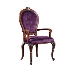Fauteuil classique en tissu violet sculpté avec dossier ovale