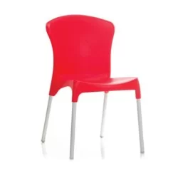 Chaise d'intérieur en plastique rouge