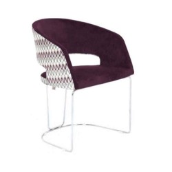 Полиуретаново кресло с пръчка от желязо