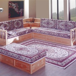 Modèle en cèdre sculpté