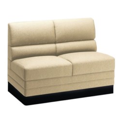 Kumaş Döşemeli Yüksek Sırtlı Sedir Kumaş Döşemeli Yüksek Sırtlı Sedir