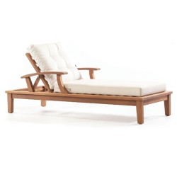 Ahşap Krem Minderli Şezlong Mobilyası Ahşap Krem Minderli Şezlong Mobilyası