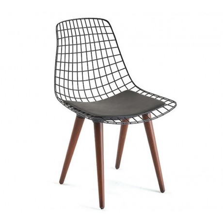Ahşap Ayaklı Deri Oturma Yüzeyli Tel Metal Sandalye Modeli