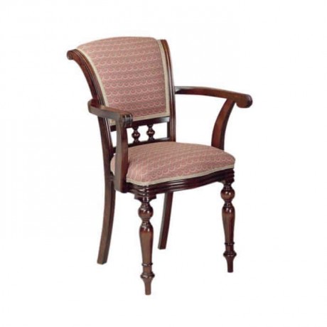 Classic Chair with Turned Sleeves