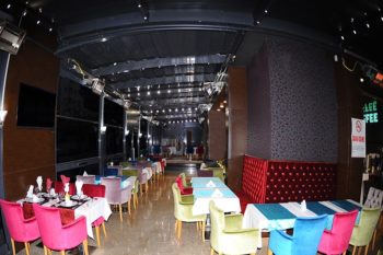 Nice Royal Cafe Sandalyesi Kolon Giydirme