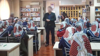 Kartal Anadolu İmam Hatip Lisesi Metal Sandalye Kutuphane Sirasi