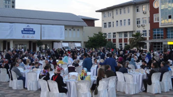 Kartal Anadolu İmam Hatip Lisesi Masa Ortusu Banket Sandalye