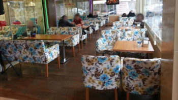 Leylim Cafe Desenli Kumas Poliuretan Sandalye Kare Tabla Masa