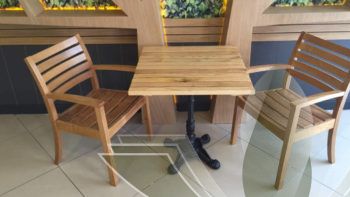 Kare Cafe Masası Ahşap Sandalyeler
